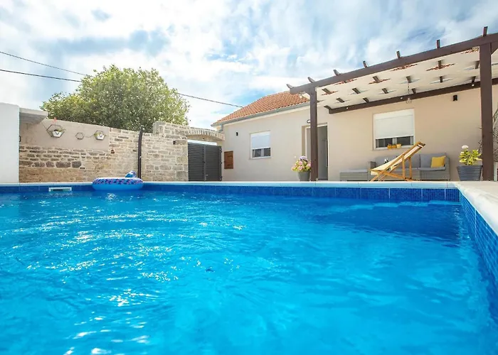 Petra Pridraga Vikendica