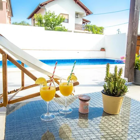 Holiday home Petra Pridraga *