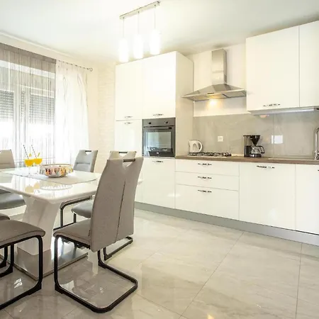 Petra Pridraga Holiday home