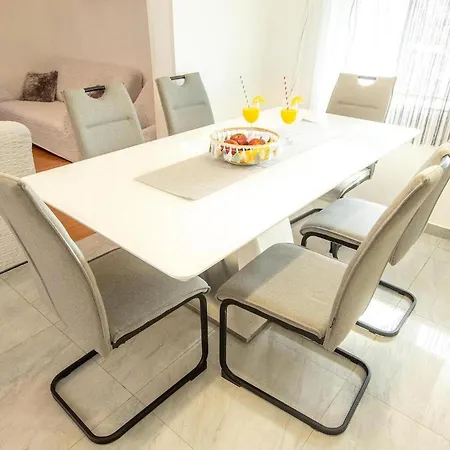 Holiday home Petra Pridraga *