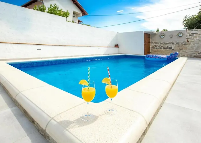 Petra Pridraga Feriehus