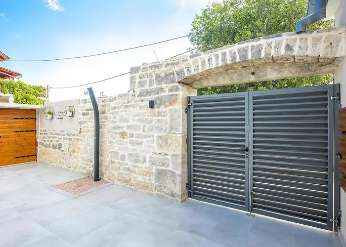 Petra Pridraga Zadar